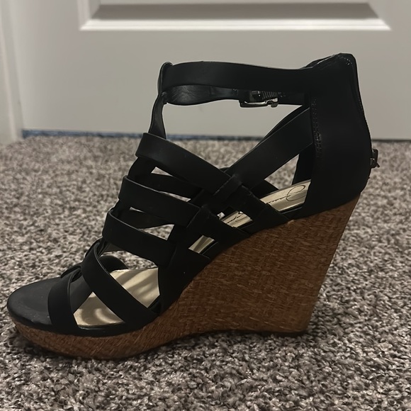 Jessica Simpson wedges - Picture 2 of 3
